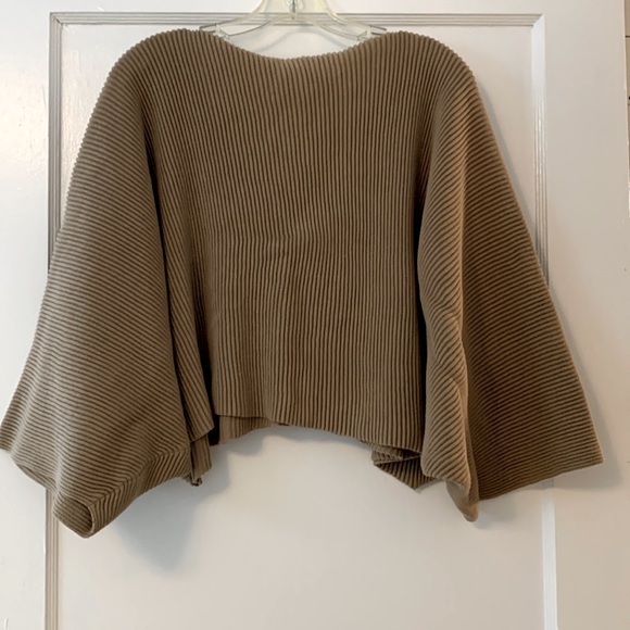 Wynne Layers Marlawynne tan crop top Large - Picture 3 of 11